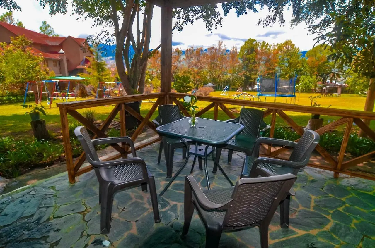 Hotel Rancho Constanza & Cabanas De La Montana